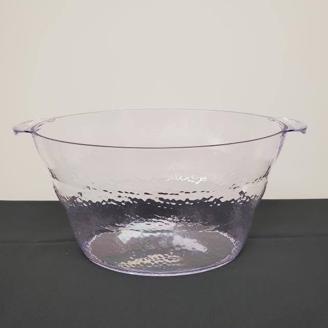 Rental store for Baquet de Bar 3.5 Gal Transparent  Transparent Bar Tub in Montreal Quebec