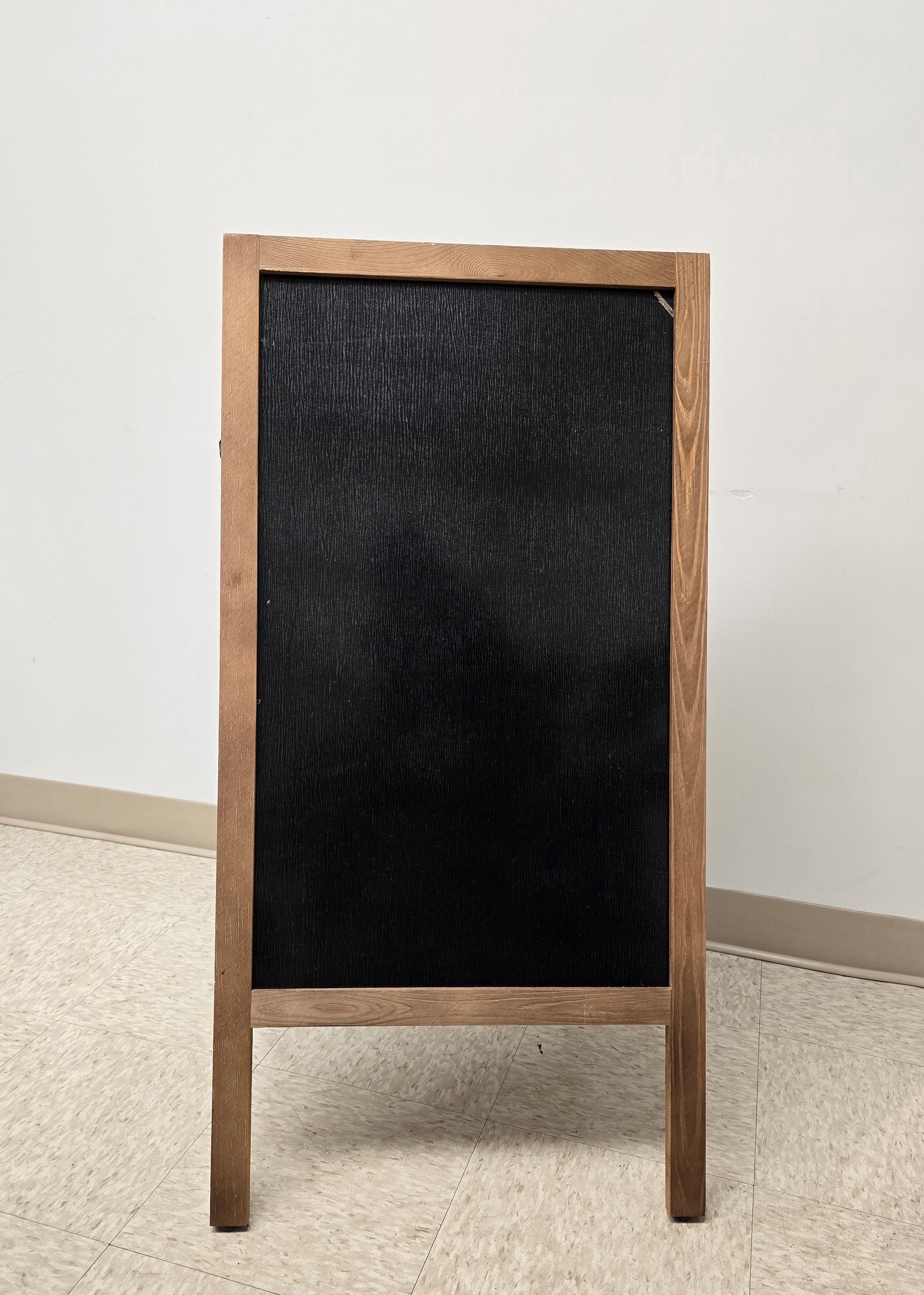 Rental store for Tableau de chevalet-craie  Easel-Chalk Board in Montreal Quebec